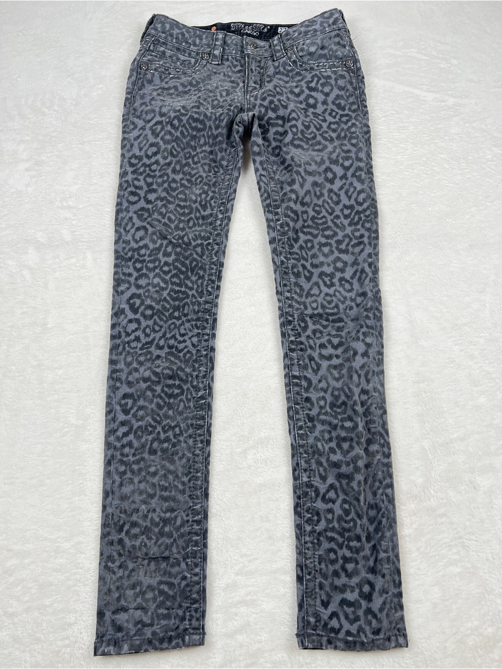Miss Me Signature Rise Leopard Print Skinny Jeans Gray McBling Size 27